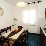 Apartman Luka & Sara Zára